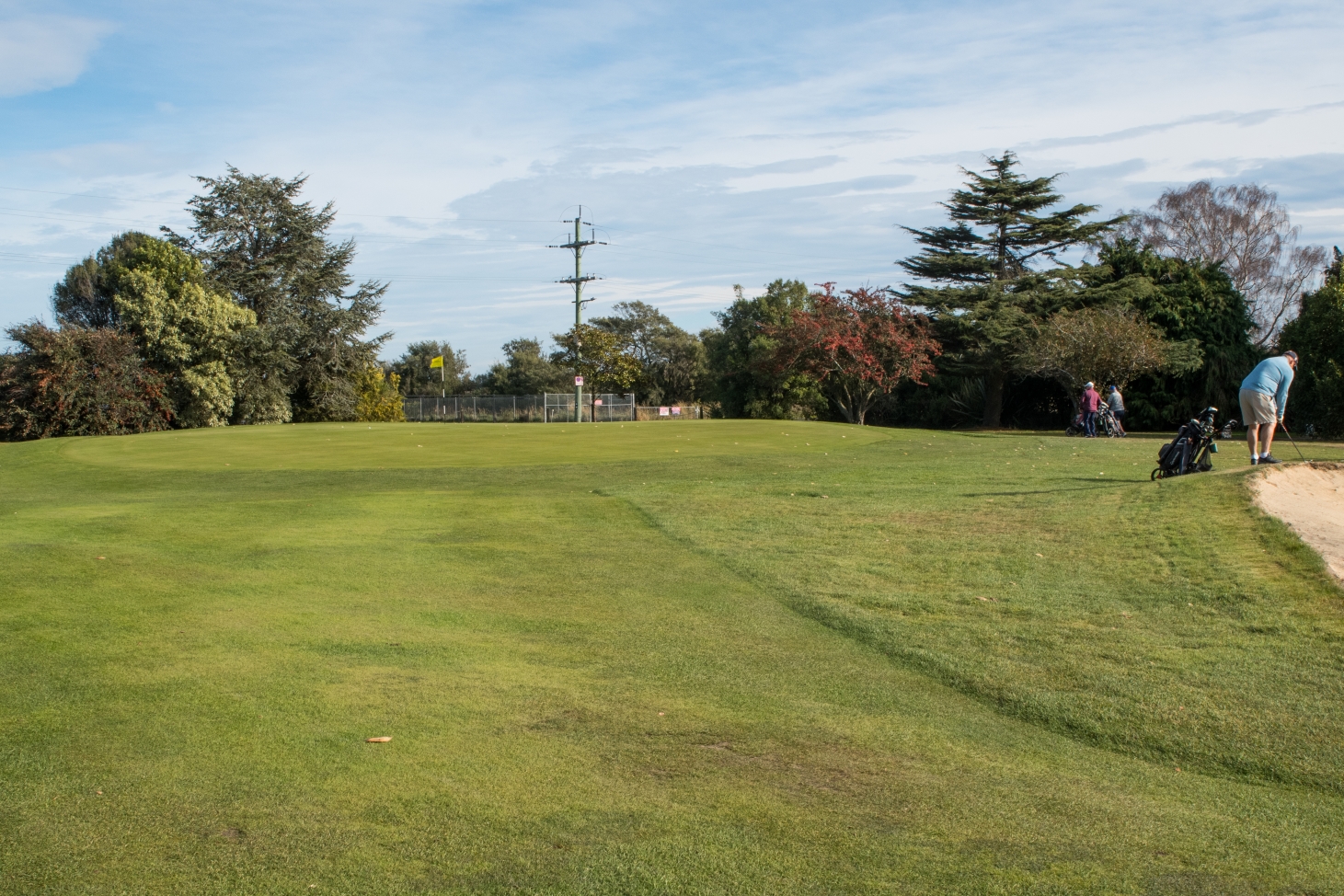Green #1 & #10 - A comfortable start to the round with a large green. Beware the bunker short.